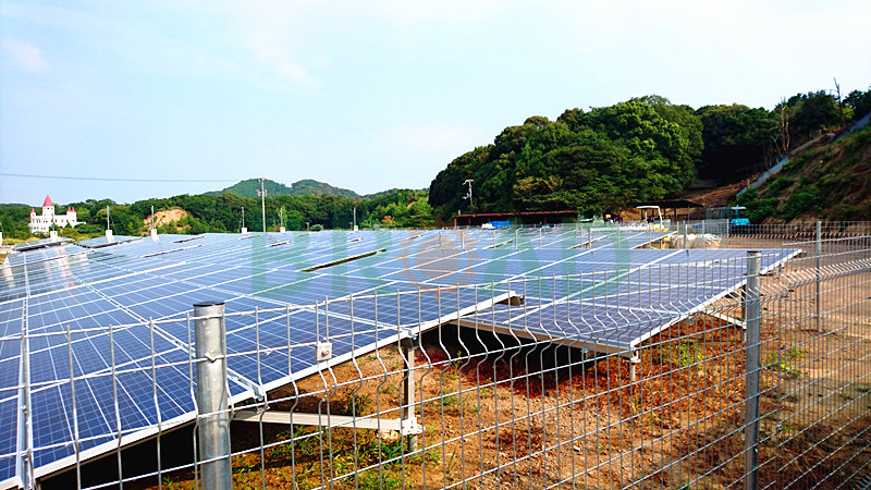 ground mounted solar array