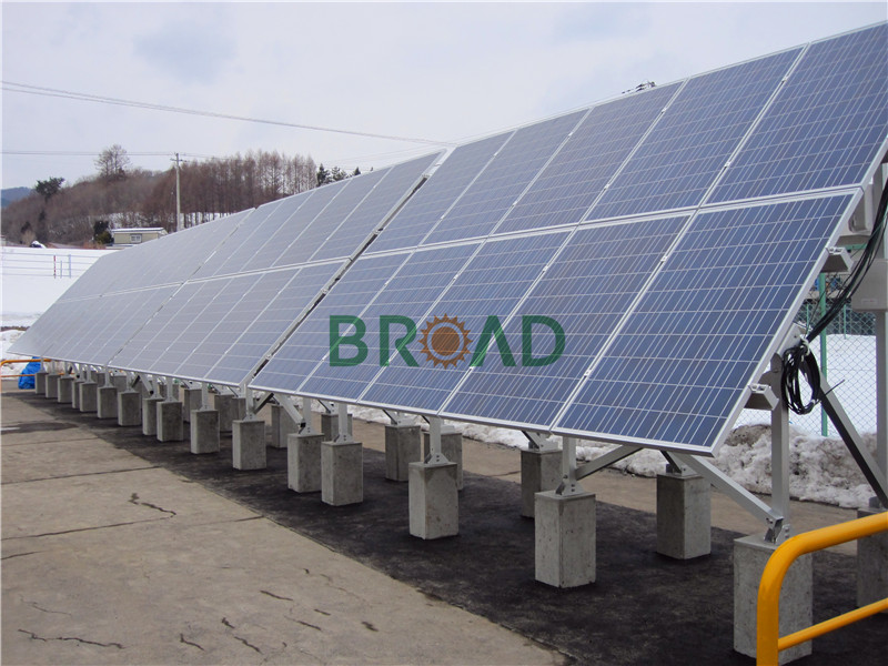 ground mounted solar array