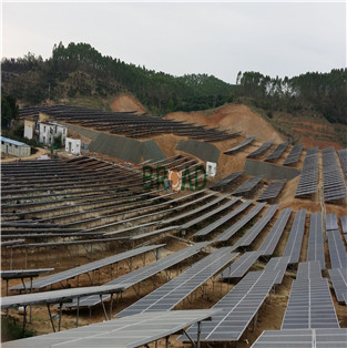 Ground Single Pile Solar Mounting Systems 8.5MW in Japan